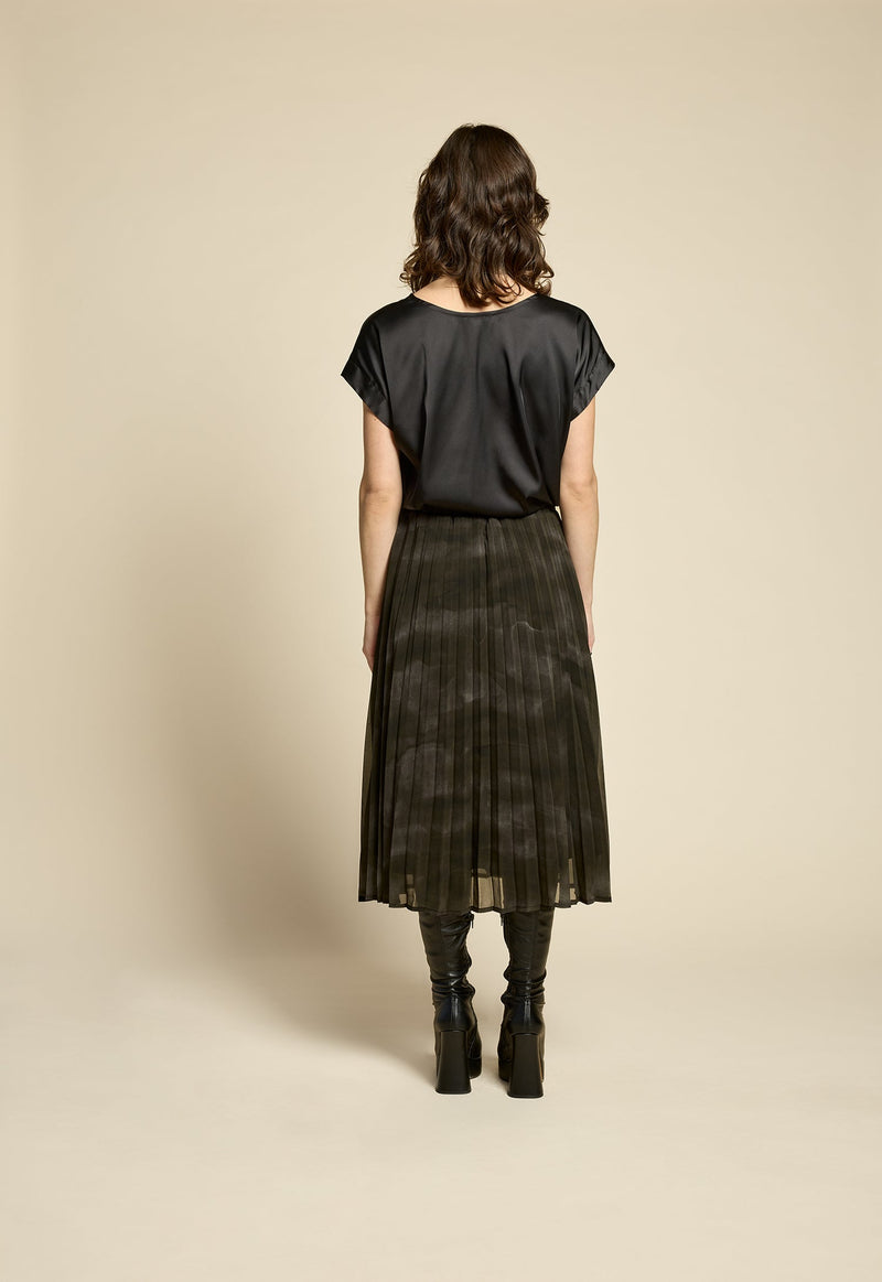 cokluch-haut-infinity-noir-jupe-flowers-mist-olive-ah2526