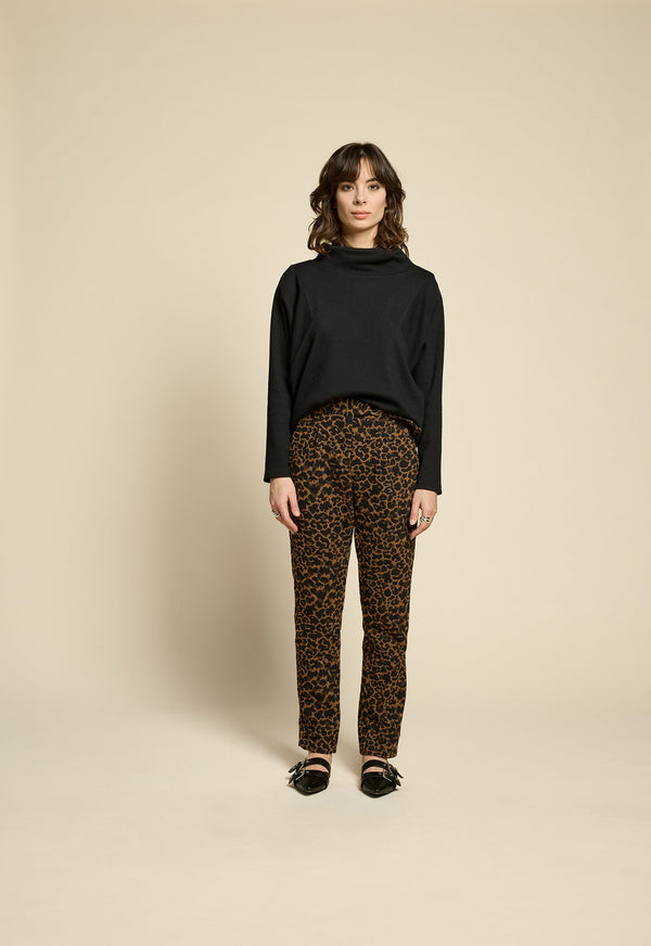 cokluch-haut-reminder-noir-pantalon-breeze-gold-ah2526