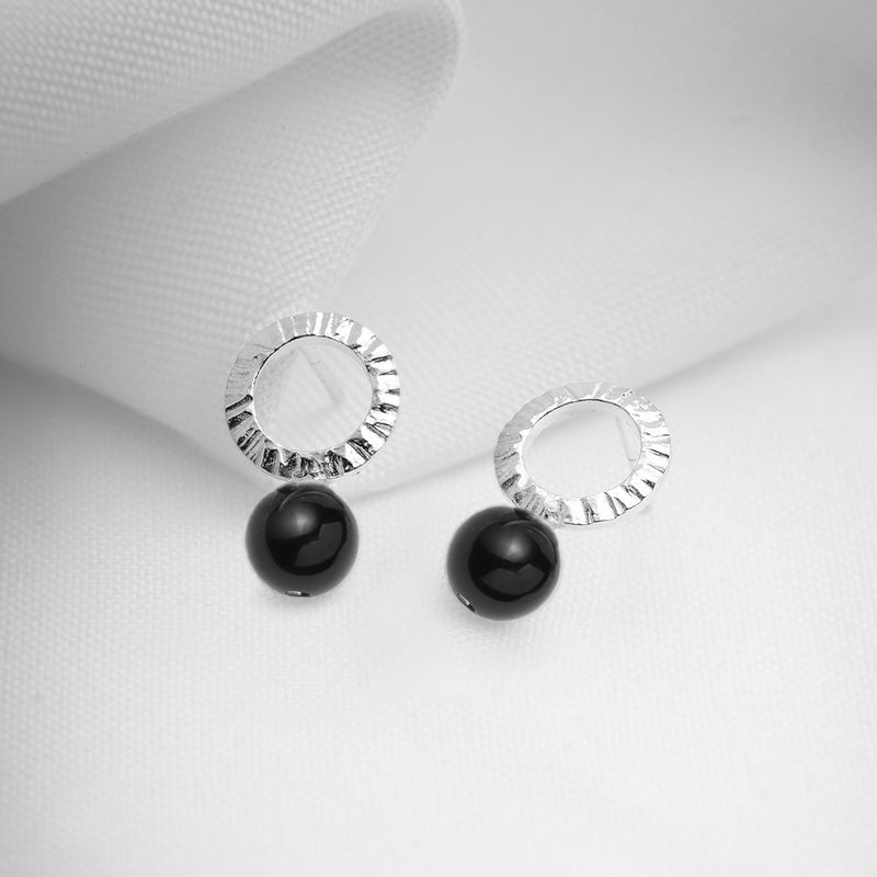 Solid silver minimalist earrings with black onyx