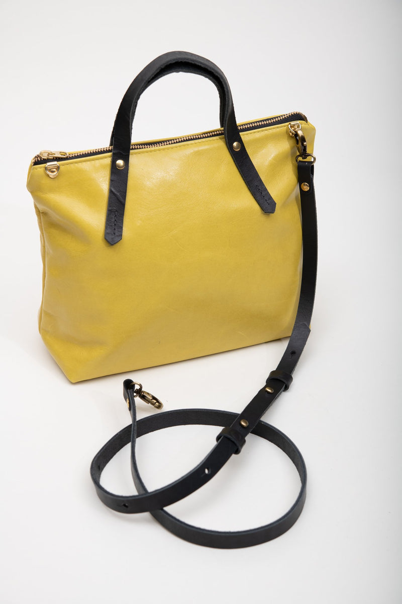Leather handbag with crossbody strap IBERVILLE model, Veinage handmade in Montreal, Canada