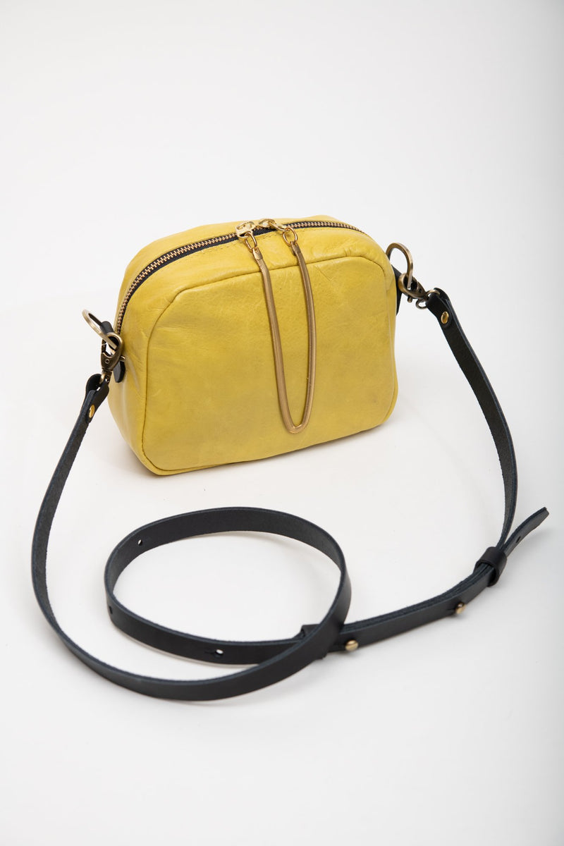 Veinage Cartier yellow leather crossbody bag