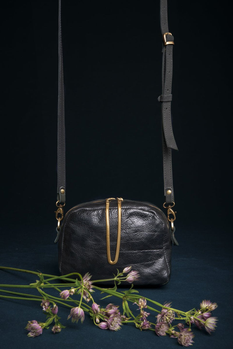 Leather bag with brass snake chain tassel - Cartier
