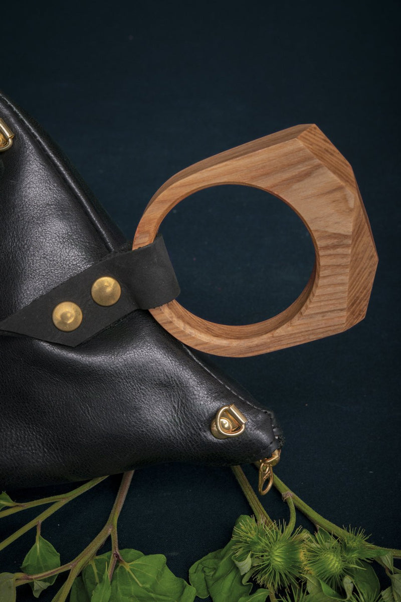 Leather bag with geometrical wood handle - Laurier