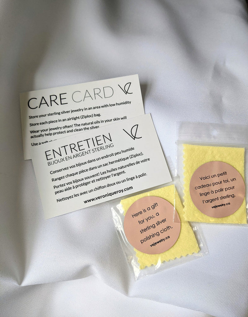 Ve jewelry care card and polishing cloth